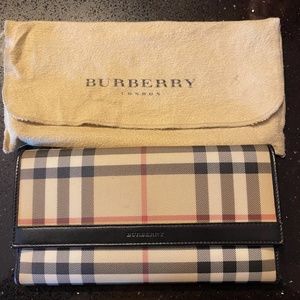 BURBERRY NOVA CHECK FOLD OVER WALLET